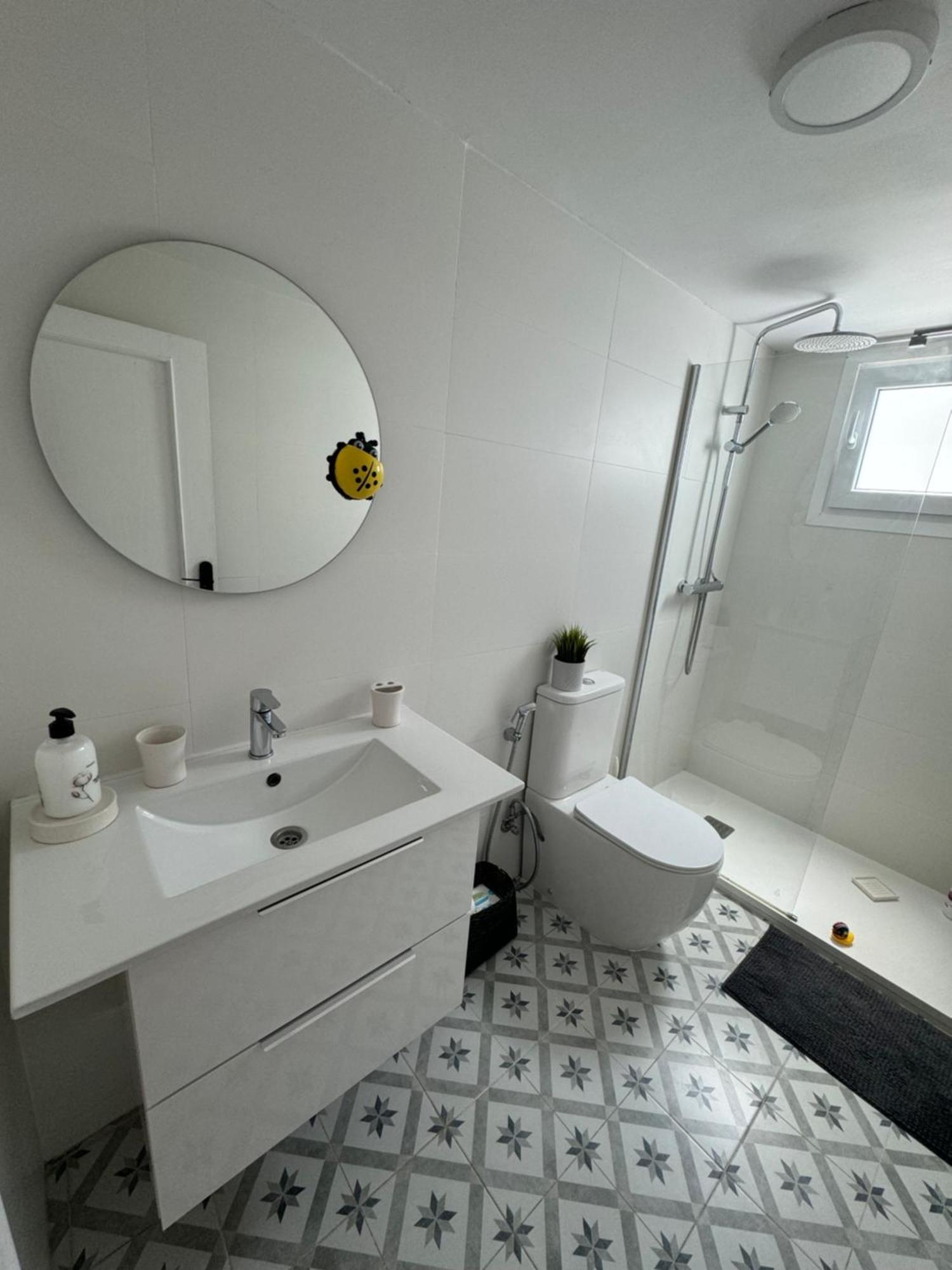 Apartament Djcumar *